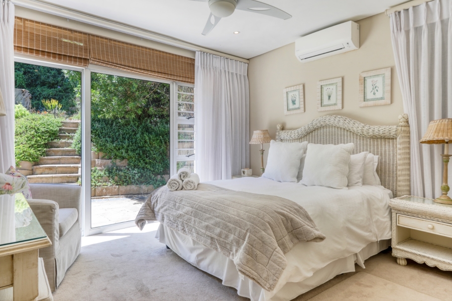 To Let 4 Bedroom Property for Rent in Bakoven Western Cape